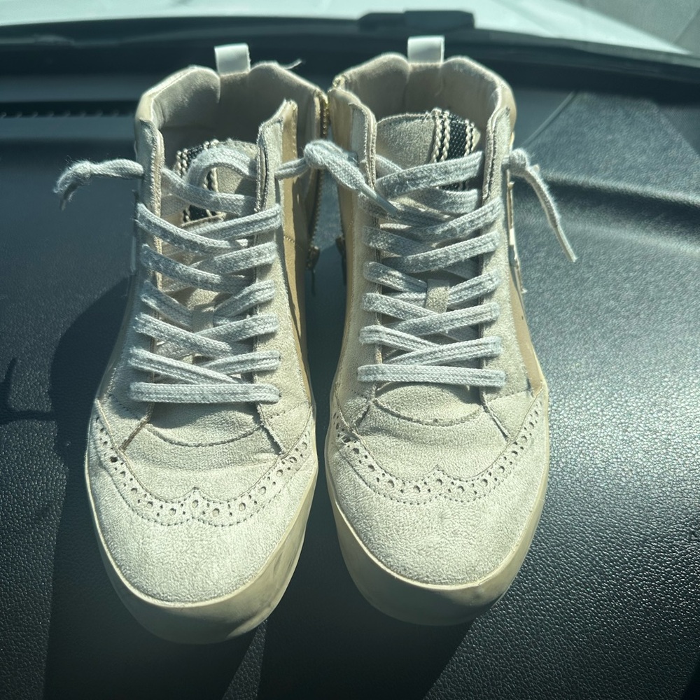 ShuShop Beige Lace-Up Kids Sneakers